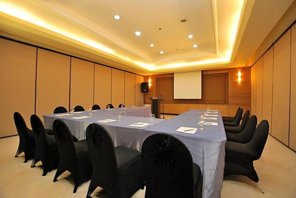 City Garden Suites Μανίλα Εξωτερικό φωτογραφία